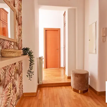 La Casa Di Sole Apartment *